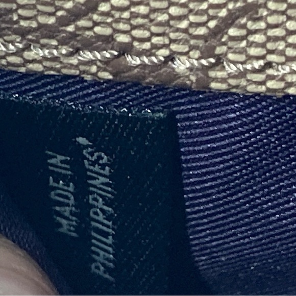 Coach Soft Wallet In Crossgrain Leather Dark Purple w Gold Hardware #F54008 - Picture 14 of 16